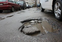 Ямы на дороге.jpg