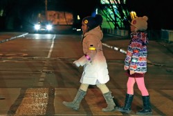 пешеходы будут носить светотражающие.jpg (104.82 КБ) Просмотров: 642 пешеходы будут носить светотражающие.jpg