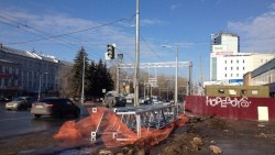 на Московском монтируют оборудование реверсивное.jpg (82.08 КБ) Просмотров: 2821 на Московском монтируют оборудование реверсивное.jpg