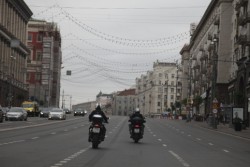 госдума и мотоцикл.jpg (53.83 КБ) Просмотров: 1775 госдума и мотоцикл.jpg