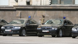 машины для чиновников.jpg (176.7 КБ) Просмотров: 1193 машины для чиновников.jpg